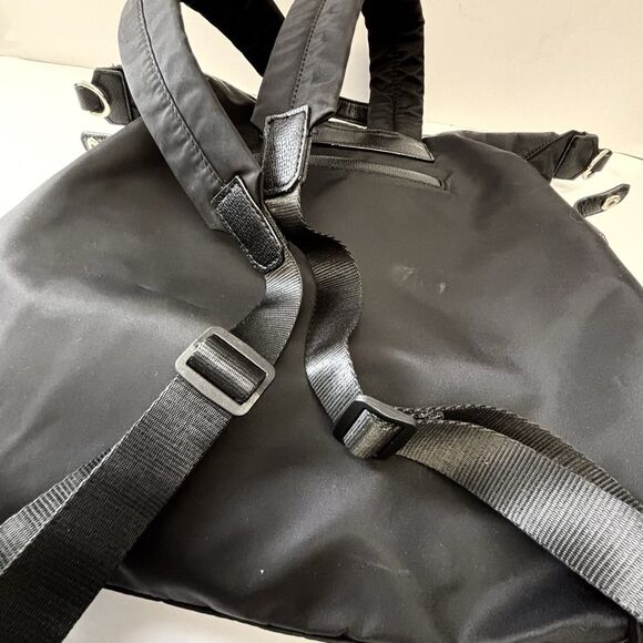 Tutilo New York Black Nylon Backpack Laptop Book Bag - Picture 12 of 12